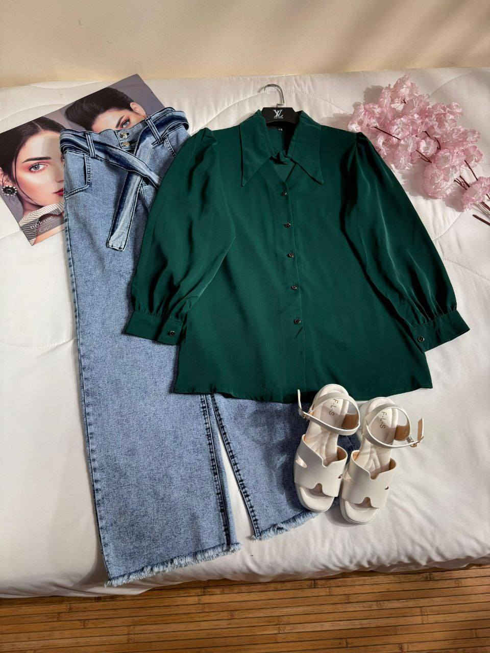 قميص مع بنطلون
السعر 30 الف فقط
خامة جسيكا & جينز
38-40-42-44-46

-سعر القطعة 17 الف


**إذا كنت صاحب هذا الإعلان وتريد حذفه لأي سبب، رجاءا أرسل رسالة إلى الدعم الفني**