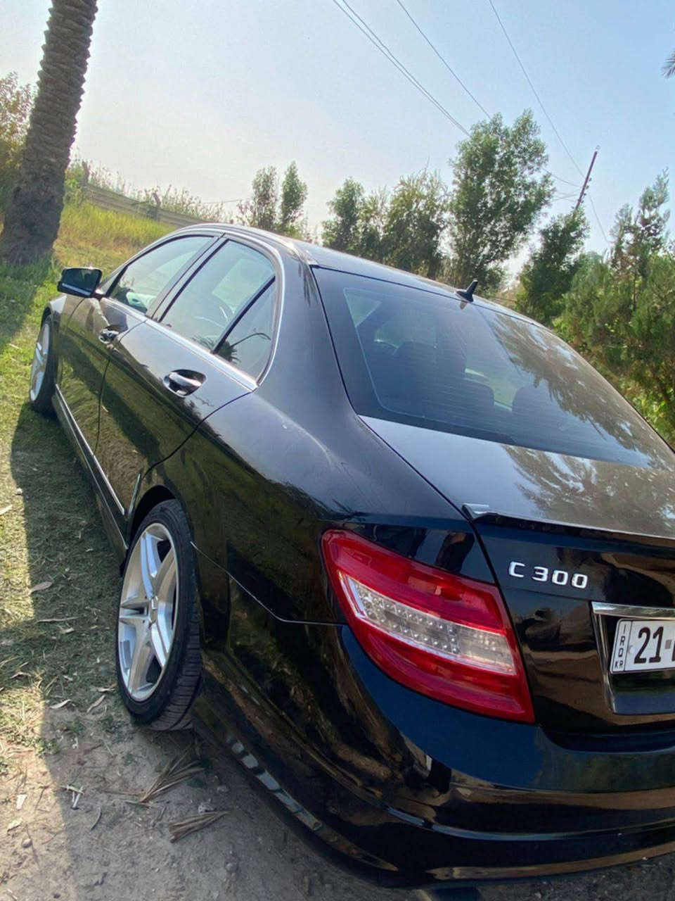 مرسيدس 2011مراوس حسب قناعة 
داخل جلد سلايت وارد يابان 
بيه اربع قطع صبغ ومنزل سونار بدون دواخل 
صدر جديد تخم تاير بطارية محرك كير جاهزة بدون نقص 
السعر 115 
بغداد الدورة 
*********** بغداد, العراق
