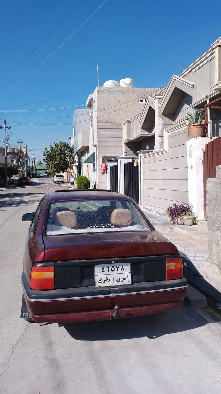 اوبل فكتره/موديل92كير ومكينه شرت وعليها غرامه 170الف عنوان السياره دوميز دهوك /السعر 40 رقم الهاتف ***********
