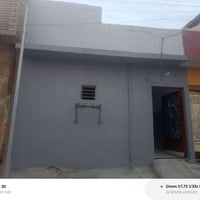 بيت للايجار • حي الكرامه 18 • مقابل فرع الشجره