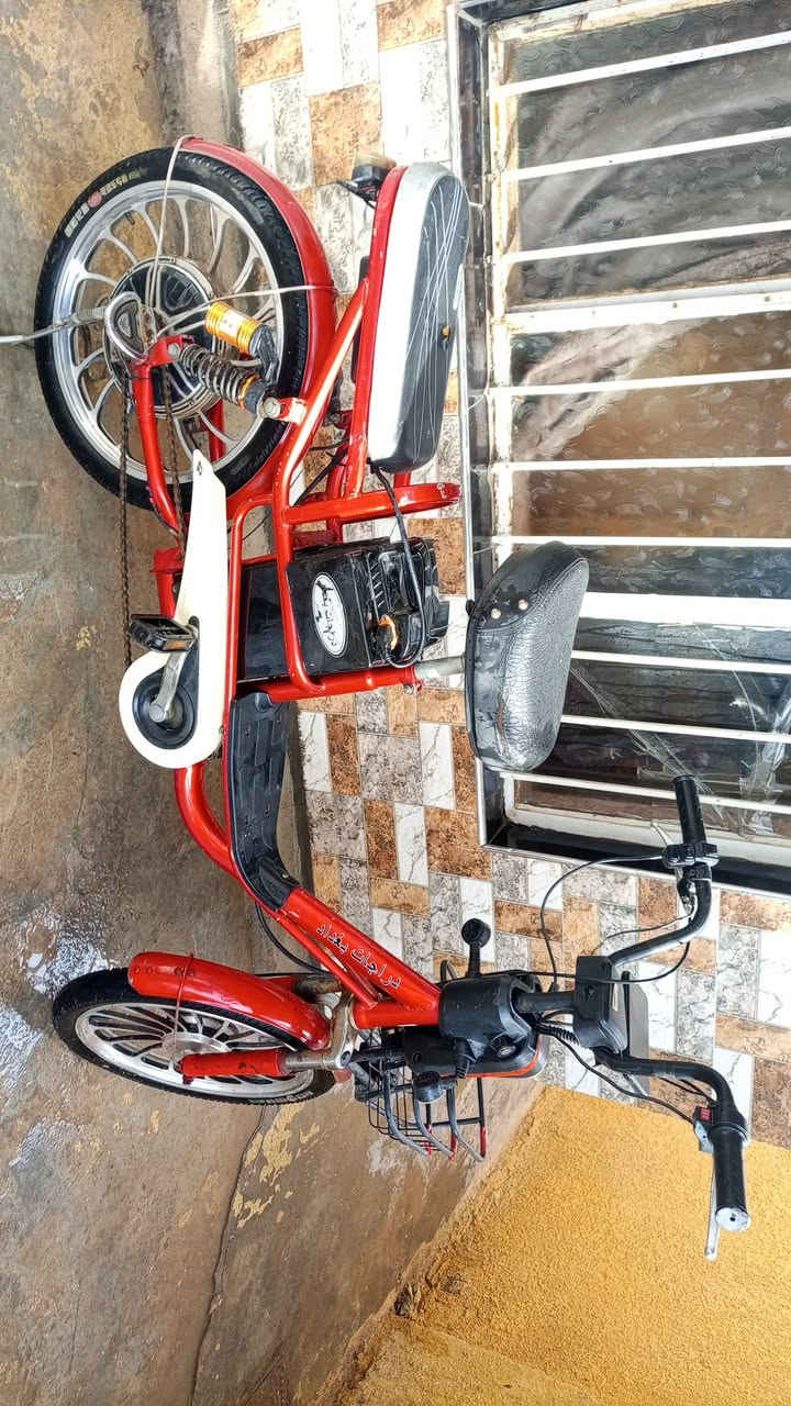 دراجه شحن للبيع 4باتري ألسعر 250المكان بغداد الحسينية 
للاستفسار وتساب ***********
