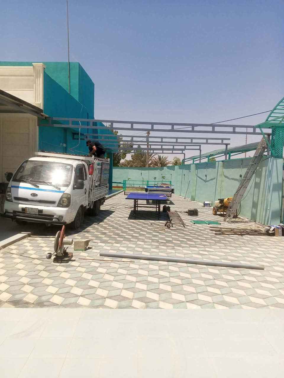 الاخوين للمضلات والحداده العامه والمصاعد الكهربائي وجميع الكرسته محجلات ابواب شبابيك السندويج بنل الانبار هيت *********** ((سربيل))
