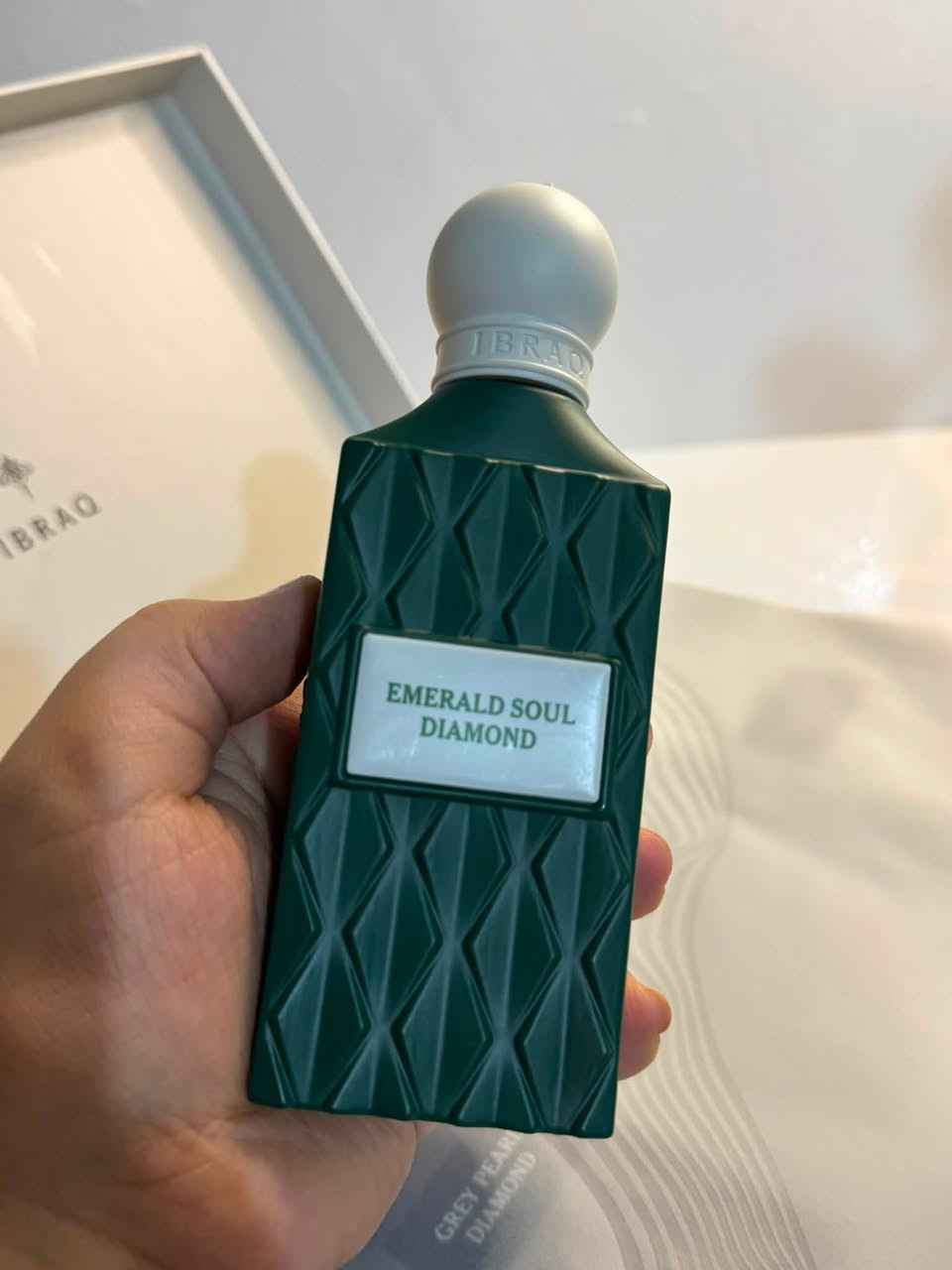 عطور ابراق من ابراهيم القرشي حجم القطعه 75 مل
شرط ادكون الباركود يوديكم ع موقع السعر 65 بمكان 75


**إذا كنت صاحب هذا الإعلان وتريد حذفه لأي سبب، رجاءا أرسل رسالة إلى الدعم الفني**