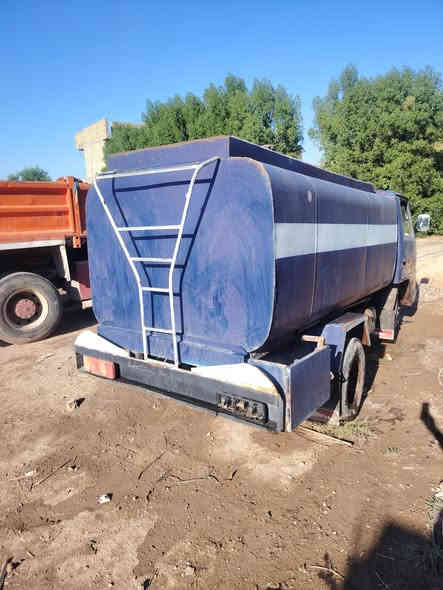 السلام عليكم
ازوزه ٦٠٠٠ لتر
رقم اسود نجف
شرط المداور
كير مكينه شاصي مكفول
السعر اربعه مليون ونص وبيه مجال
بابل الحله
***********
