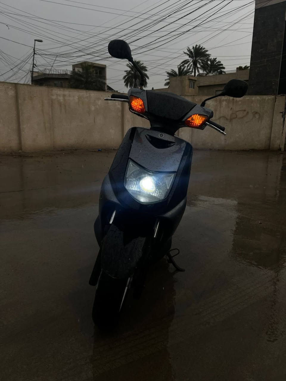 سلام عليكم دراجه سكنس نثيه للبيع دراجه كامله من كلشي الدراجه خير من الله الدراجه مجفته بيدي قبل 3 سنوات بستم ورنكات فقط معدل مشي رزانه خير من الله ويل رياضي شكل النجمه دراجه متصرف عليهه ربع  السعر 650 وبيهه مجال للاستفسار *********** مكان بغداد بغداد الجديده
