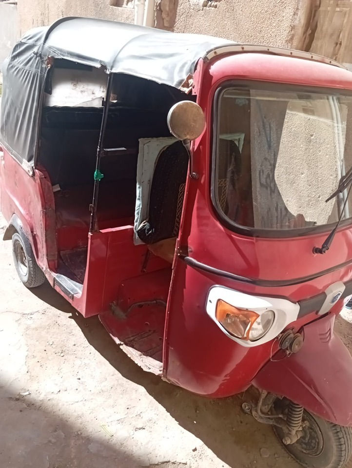 سلام عليكم تكتك بياجو مديل 2019 طابه بل 2020 تكتك شغاله كلهه وراق كامله تكتك مكينه كلش حلوه وناعمه كلش تكتك كامله كبل الشارع سعره مليون و550 بيه مجال قليل بكاني بياع هاذه رقمي (***********)
