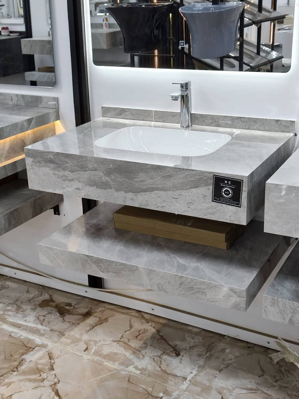 معرض الدار للصحيات الشرقاط سوق الجديد قرب مطعم قصه ***********////*********** اتصال او  وات ساب
