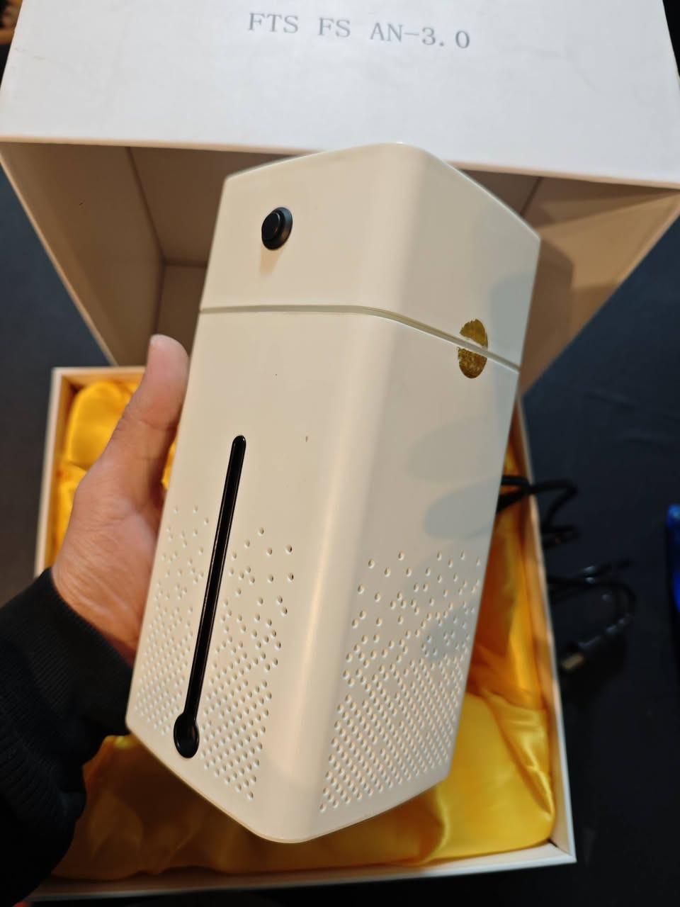 منقيه هواء بالاوزون ماركه والحجم الكبير قطعه اصليه وثكيله تقريب 3 كيلو السعر 25 الف مع التوصيل ✅


**إذا كنت صاحب هذا الإعلان وتريد حذفه لأي سبب، رجاءا أرسل رسالة إلى الدعم الفني**