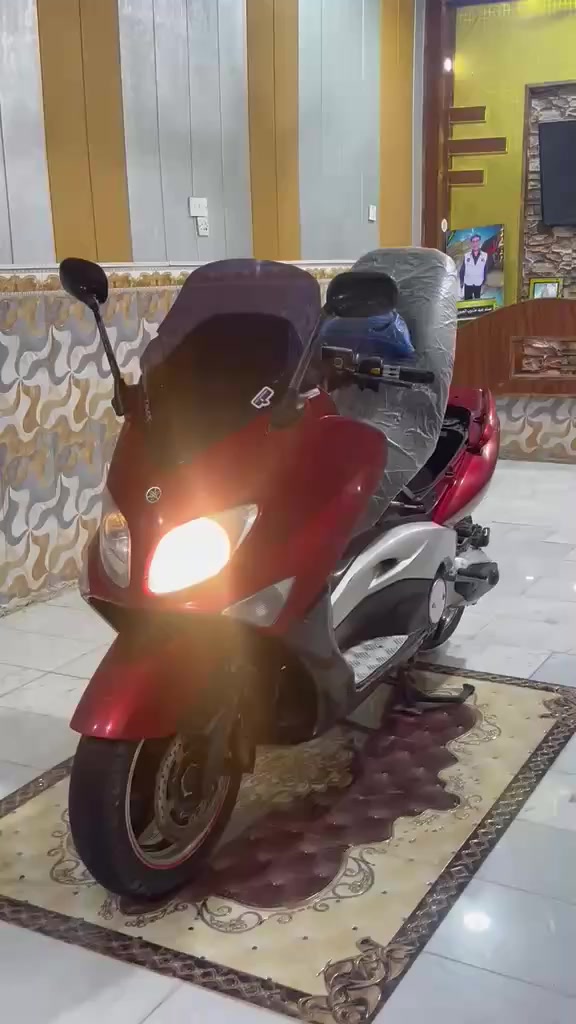 سلام عليكم تي ماكس 2008للبيع كفالة عامه سويج واحد مري 2011 
مابيها اي نقص دراجه انضف من الصور الاستفسار ***********
مكاني واسط الزبيديه
