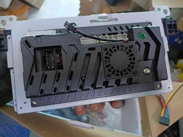 شاشه حجم 7 انج نظام اندرويد
بي ام دبليو E46

ذاكرة 64 رام 4  فإن تبريد تفاعلي

أبل كار بلي 

اندوريد اوتو 

يوتيوب بلوثوت واي فاي انترنت گوگل خرائط 

ملحقات كامله وياها فيش وكنباس 

السعر 100 الف 

توصيل جميع محافظات 5 

واتساب ***********
