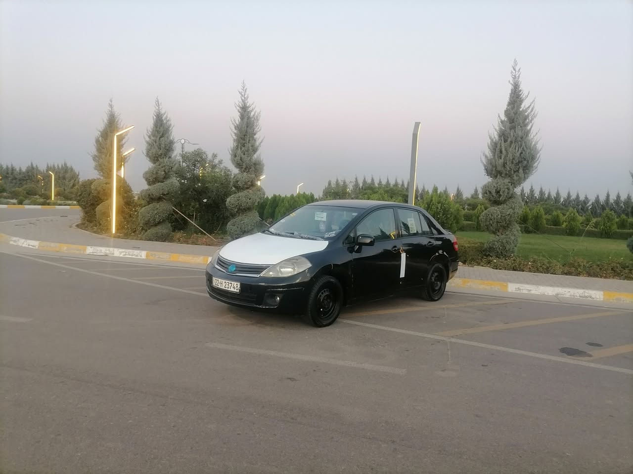 نيسان فيرسا... 2010.. كير ئوتوماتيك... ٤جام كاره با. سه نه وي تازه... شاشه ئاباد... جواربينج بارجه ى بوياخه... سعر 70كه لاومعامه.... شوين سليمانى... ***********... ***********
