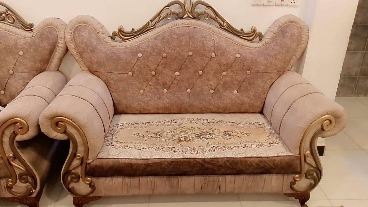 تخم ملكي اخو الجديد مابي اي اضرار 
10 مقاعد  نضيف نضيف استعمال شهر 
سعره ب300 وبي مجال 
مكان بغداد شهداء البياع


**إذا كنت صاحب هذا الإعلان وتريد حذفه لأي سبب، رجاءا أرسل رسالة إلى الدعم الفني**