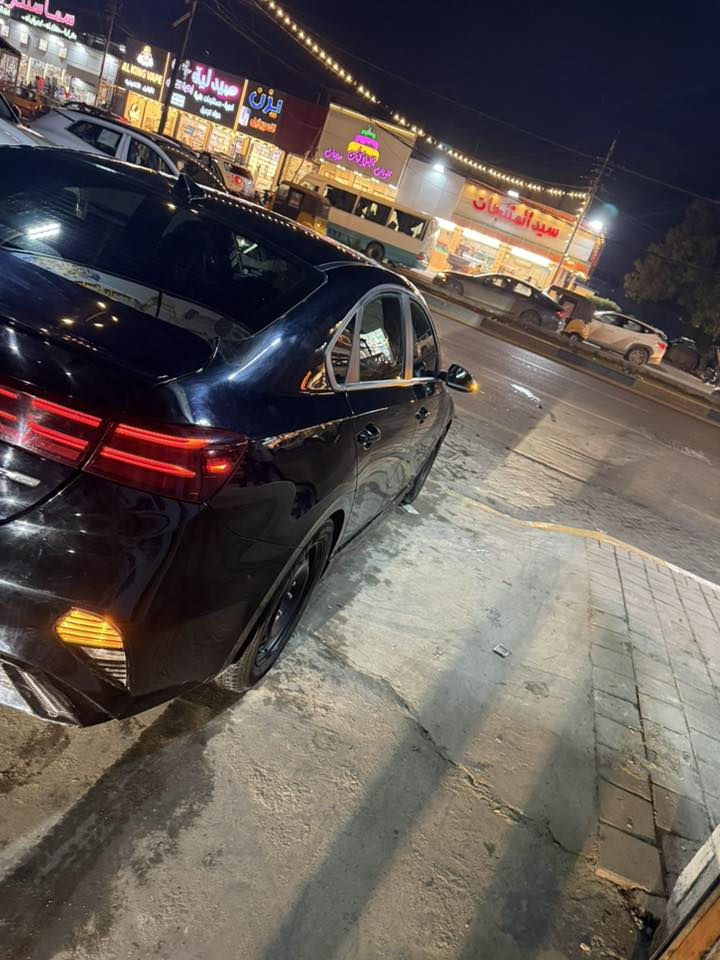 للتواصل على رقم فقط اسفل  المنشور
للبيع فقط
كيا فورتي  فول مواصفات
 حادثة يخبل ما اعتقد اكو هيج مواصفات وهيج حادث بنيد ودعامية لا شواصي ولا يرباك 
موديل2024
Gt Lain
مكينه 2000 دوش 
بصمة ابواب + بصمة تشغيل 
كشنات جلد
بك لايت لد
صندوك ذكي يفتح عند الاقتراب 
رادار امامي خلفي جانبي 
قيادة آليه تحديد مسار
نقاط عمياء
مانع تصادم خلفي امامي 
استيرن حرف D
شاشة مع كامرا خلفيه دواره 
فول تحكم استيرن جهتين
انضمة قيادة 3 

دوسات سود
شاشة اعطال 
حساس ضغط الاطارك 
سياره جاهزه 

مرقم بغداد  
بغداد حي اور  
  واتساب او الا تصال 

***********
