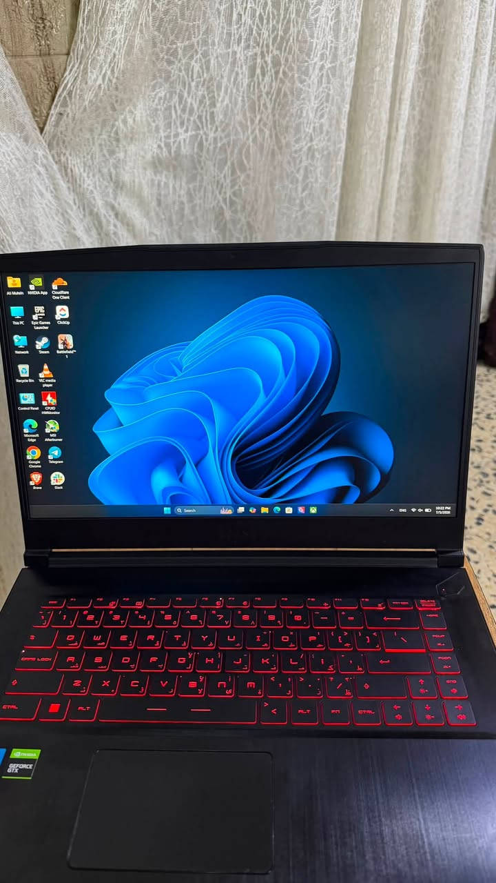 السلام عليكم
للبيع لابتوب MSI GF63 Thin 11SC بحالة ممتازة 🔥

💻 المواصفات:

* الموديل: MSI GF63 Thin 11SC

* المعالج: Intel Core i5-11400H (جيل 11) – 6 Cores / 12 Threads – حتى 4.5GHz

* كرت الشاشة: NVIDIA GeForce GTX 1650 Max-Q 4GB GDDR6

* الكرت المدمج: Intel UHD Graphics

* الرام: 16GB DDR4 3200MHz (Dual Channel)

* التخزين: 512GB NVMe SSD (Micron 2400)

* الشاشة: 15.6” Full HD (1920×1080)

* نظام التشغيل: Windows 11 الاصلي

✅ مناسب للألعاب، الدراسة، البرمجة، التصميم، والمونتاج.

✅ يشغل GTA V، EA FC 26، Valorant، CS2، Fortnite وغيرها بأداء ممتاز.

📦 الحالة: مستخدم استعمال شخصي وبحالة ممتازة.

🔌 الشاحن الأصلي موجود.

💰 السعر المطلوب: 650,000 الف وبيها مجال بسيط


**إذا كنت صاحب هذا الإعلان وتريد حذفه لأي سبب، رجاءا أرسل رسالة إلى الدعم الفني**