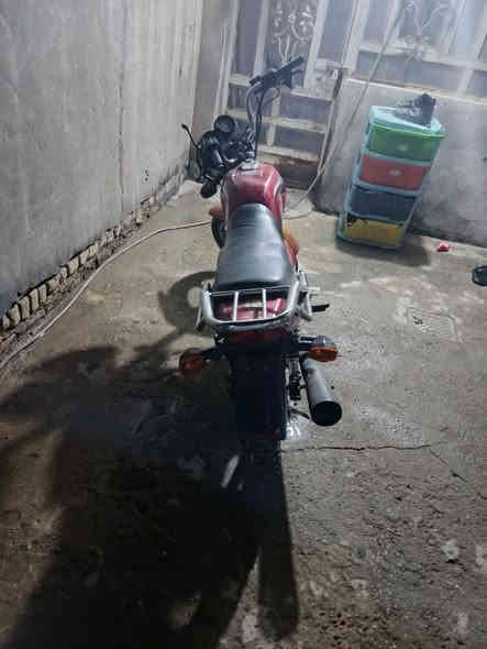 السلام عليكم للبيع او مراوس اوراق اصولي مكينة مامفتوحة سلف هندر لايت اشاير كلة شغال 21 600 وبيه مجال مكاني بابل ***********
