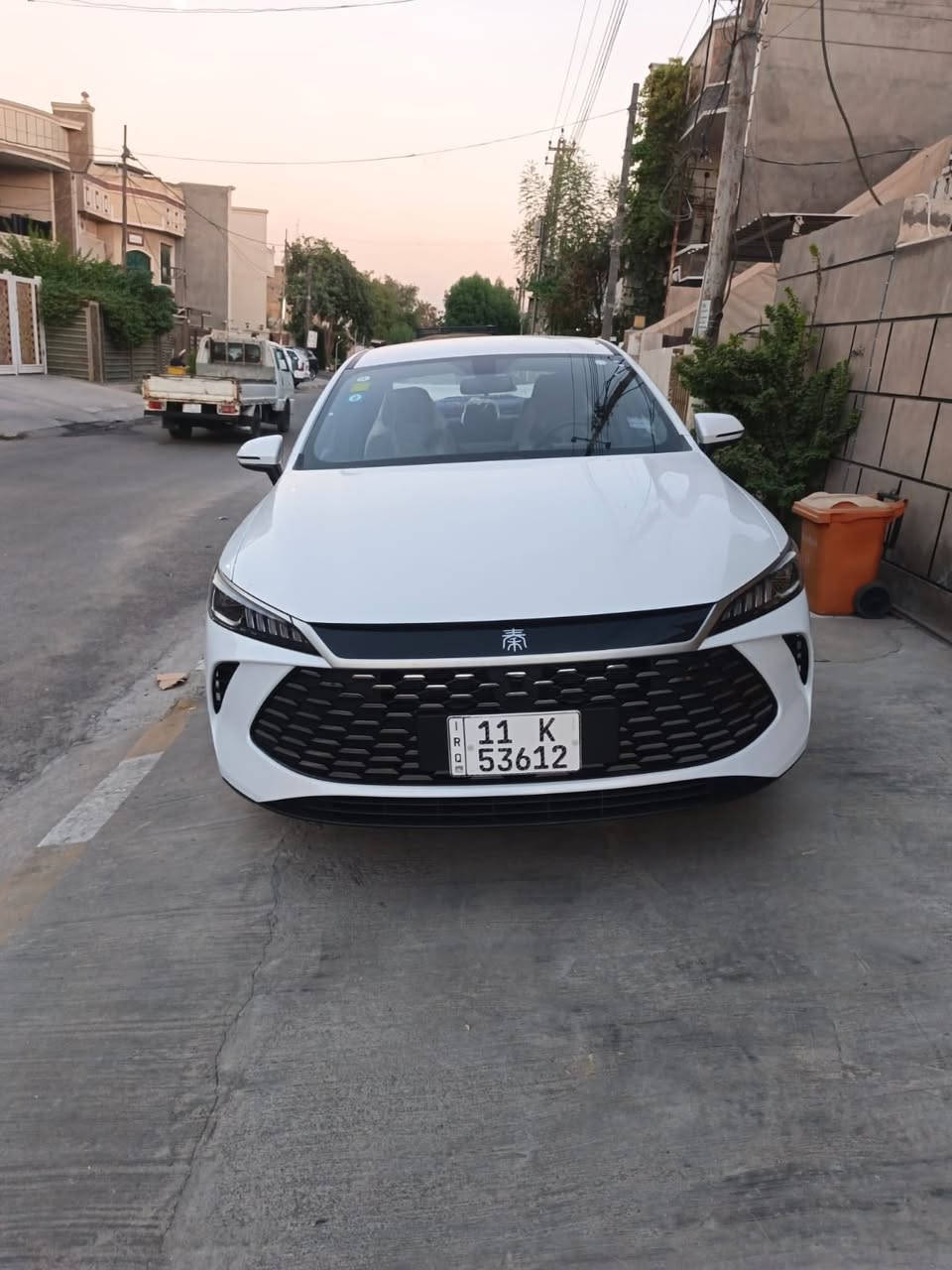 للبيع BYD كن بلص 2025 زيرو مال بيت

بعدها بحاله الشركه مرقم بغداد وهزه كامله

ماشيه  700  بأسمي

مشيت بيها كد الترقيم قبل كم يوم اشتريتها

كفاله عامه من الصبغ والشخط 

مواصفات كامرا خلفيه ورادار خلفي ،داخل

 جلد شاشه وبصمه وكارت تشغيل وصندوق ريمونت وتشغيل عن بعد ،كير طيارة ،هاند بريك كهربائي ومواصفات هواي

 شاحن اصلي، منفاخ فوم، ماسحات بدله طوارئ ومثلث وهوك ،كير ومحرك وتبريد وحداديه مكفوله 

السعر 19/300 بيها مجال حك الجيه
الشراي يتصل اخوان
***********
