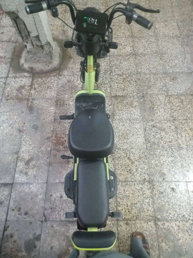 دراجه شحن حجم 20 نظيفه كلشي يشتغل بيهه بطاريات نظيفات السعر 225 موبايل ***********
