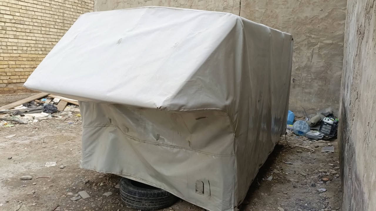 سلام عليكم للبيع امحجر مال كيا 2700 مع جادر مطري تفصال درجة اولى المحجر ابوالبوري مكفول  مكاني بغداد الدورة شارع 60 الشراي يتصل علرقم ***********
