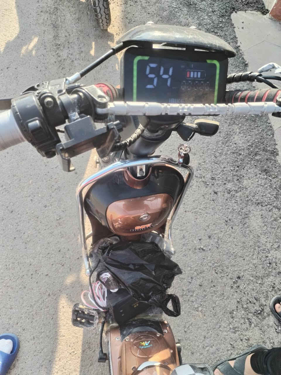 باسيكل شحن البيع السعر 190 وبي مجال شراي يتصل مكاني رمادي ***********
