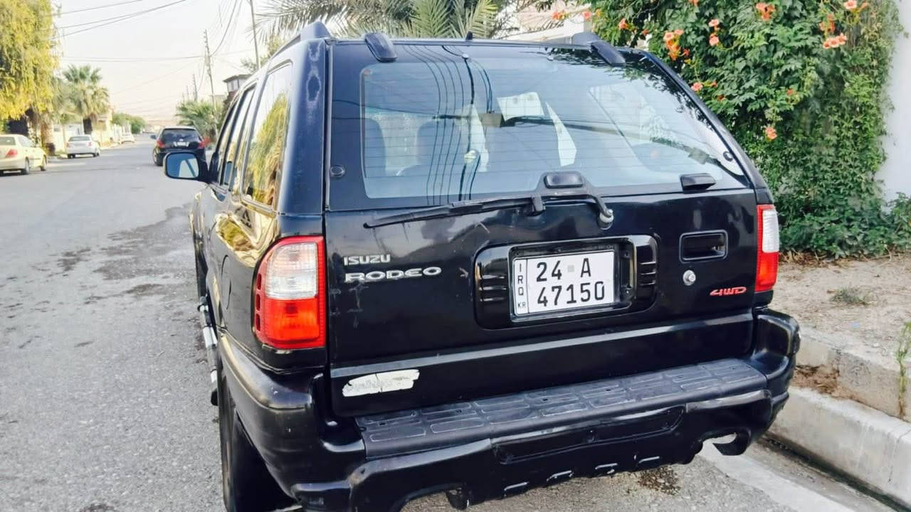 ڕیکلامی تایبەت
ئیسوزو مۆدیل ٢٠٠٠ بۆفرۆشتن
چوار پارچە بۆیاغ 
پێش و پشت لێدانی نیە 
بەس دوو دەرگا لێدانی هەیە
گێر ئۆتۆماتیک
گێر و مەکینە بیلادە بە شەرتە 
سەنەوی و رەقەم تا ٢٠٣٠ نوێیە
 بە ناوی خۆمە
(ماڵی دۆستە)
 نرخ ٥٢ گەڵاو و مامەلە
ژمارە مۆبایل :***********
شوێن// هەولێر أربيل, العراق
