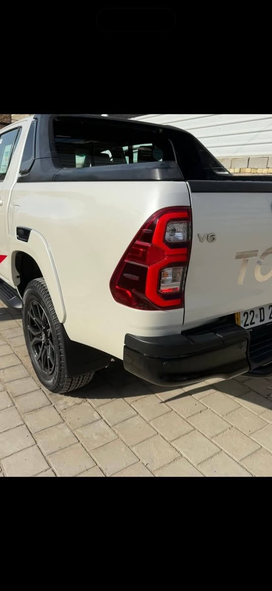 سلام عليكم
تويوتا هايلوكس 
بيكم موديل 2022 
مواصفات جي ار 
اعلى فئه بل بيكم جي ار 
السياره أخت الزيرو ماشيه 45 ألف
مكفولة كفاله عامه من كلشي 
معروفه مواصفات جي ار ما يحتاج اذكرهن 
رقم اربيل الدولي تحويل ثاني يوم 

السعر عند الاتصال 
الهاتف/***********
مكان السياره بغداد
