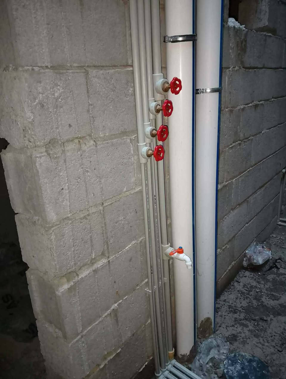 🔧 أسطة محمد***********
🛠️ تاسيس بوري ومجاري
🏢 للعمال بيوت ودوائر دوله 
وسحب ماء من لاين الرئيسي 
✔️ شغل نظيف ومضمون بسعار مناسبه
✔️ خبرة وسرعة بالإنجاز استفسار مرسله صفحه او انتصل ع رقم  *********** او وتساب
