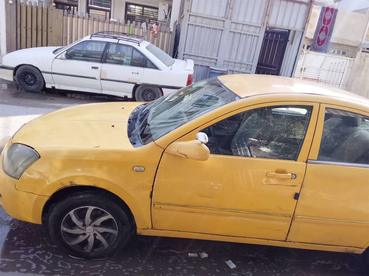 شيري  A5  موديل 2011 للبيع تحتاج تجفيت تواصل ***********
