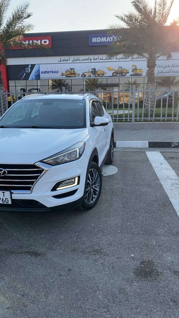 ياالله
توسان خليجي
موديل 2020
مكينه 2000دوش
الكاصد رقم بغداد 
بسمي هزة وفحص وسنويه جديد
كامره وشاشه وبصمه
كشنات كهرباء عدد2
ماشيه 124
مكاني بغداد الدورة
207وبيهة مجال 

***********
