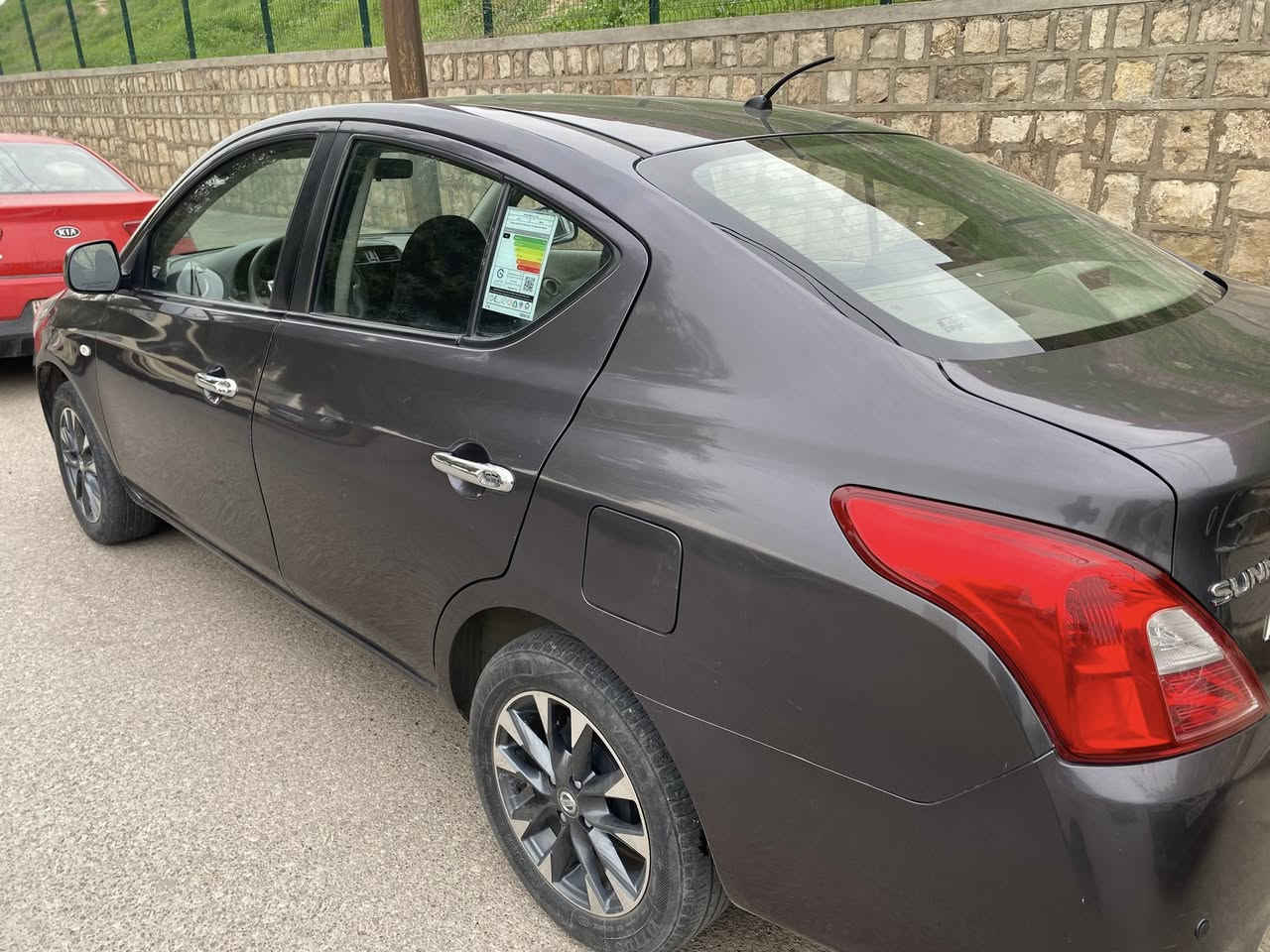 نیسان سەنی لاکشمیبای 2019 گێڕ ئۆتۆماتیک ڕەقەم هەولێر سێ پارچە بۆیاخی هەیە بێ ناوگرتن سەنەوی و ڕەقەمی تازەیە گێڕ و مەکینە و تەبرید و تەحویل و غەرامە بە شەرت تەنها 108 کیلۆمەتر ڕۆیشتووە نرخی 90 گەڵا و مەجال شوێن سلێمانی 
***********
***********
کۆڕەک واتساپی هەیە 

نيسان صني هندي موديل 2019 گير اوتوماتيك رقم اربيل بيها 3 قطع صبغ بدون دواخل السنوية و الرقم جديده گير و مكينه وتبريد وتحويل و الغرامه بشرط ماشيه 108 كيلومتر فقط السعر 90 ورقة ومجال مكان السيارة السليمانية المعاملة على هذا الارقام الي مسجله فوك والكورك بي واتساب
