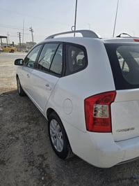 كيا كارينز • ٢٠١٣ • رقم جديد