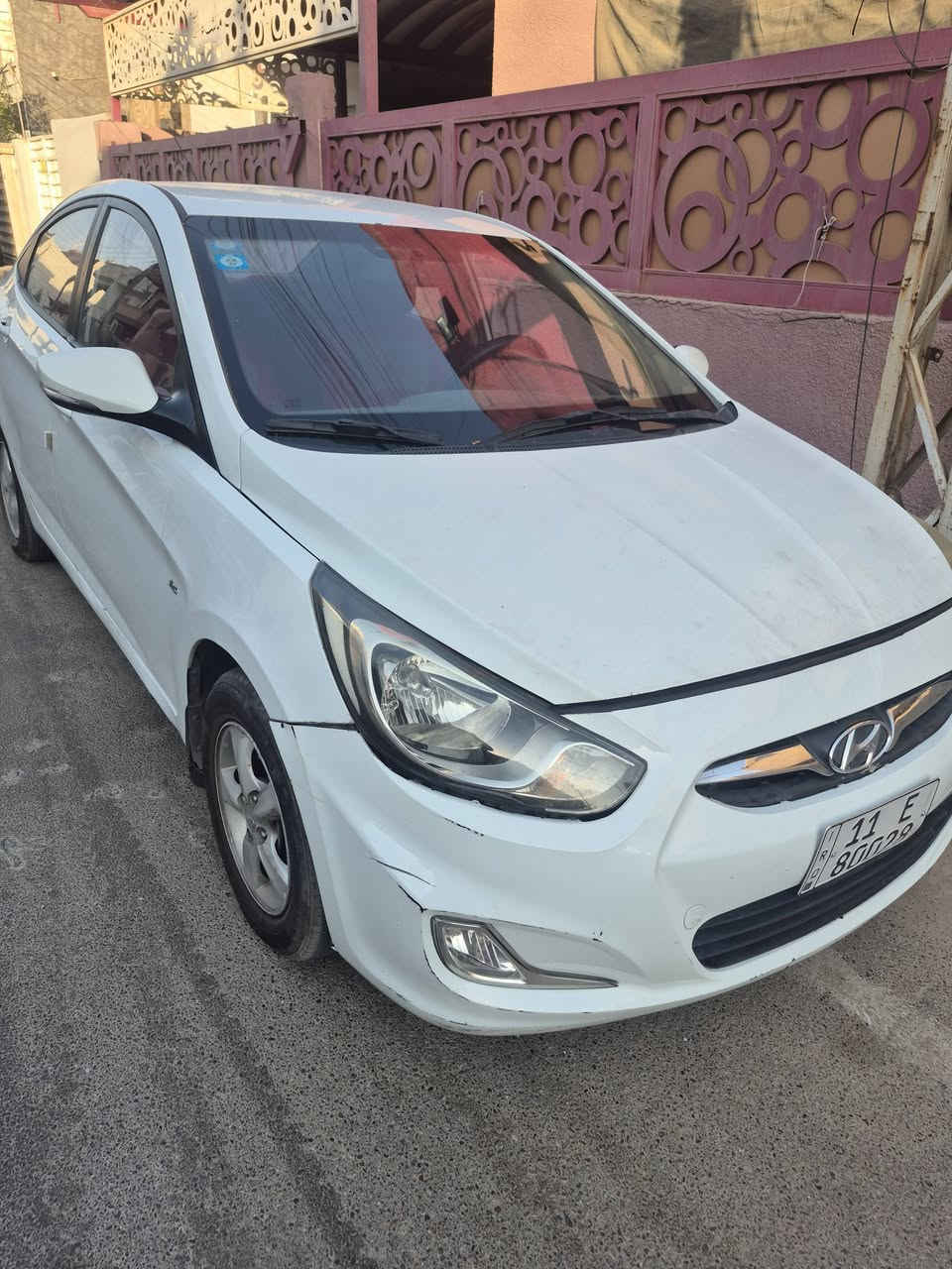 السلام عليكم 
اكسنت 2013 خليجي مكينة 1600 رقم بغداد الجديد تبريد ثلج بيها صبغ موضح بالسونار ويرادلها صدر ودعامية امامية وتعديل جاملغ معروضة 87 وبيها مجال بسيط اعتذر من الاقساط والمراوس مكاني بغداد 
***********
***********
