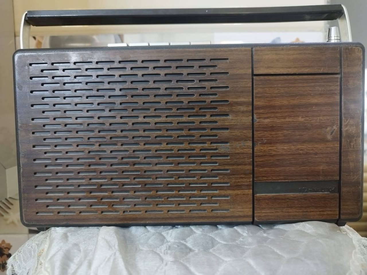 سلام عليكم راديو الماني SABA القطعه قديمه ونادره سعره 75 الف


**إذا كنت صاحب هذا الإعلان وتريد حذفه لأي سبب، رجاءا أرسل رسالة إلى الدعم الفني**