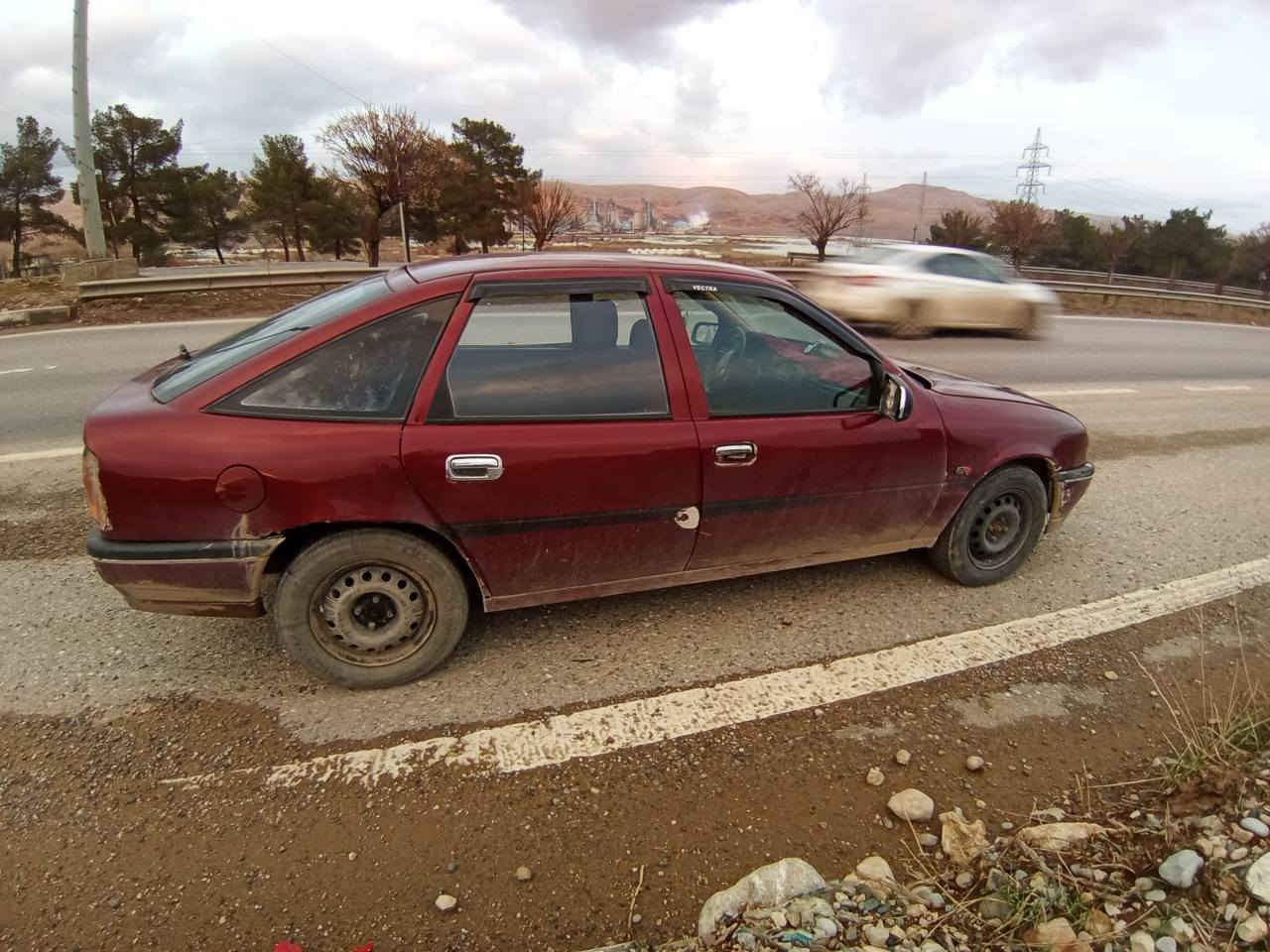 ئۆپڵ ڤکترا گێڕوو مەکینەی16 بەشەرت کارەبای لایت تازە تەقەو ڕەقەی نیە ڕزاوی نیە سەنەوی وەکالە عامە مۆدیل 92 هەمووی بەشەرت موشتە،ری نیت سەرمان مەێشێنەلەگەڵ ڕێزما  سعر 11گەڵا شوێن سلێمانی*********** السليمانية, العراق
