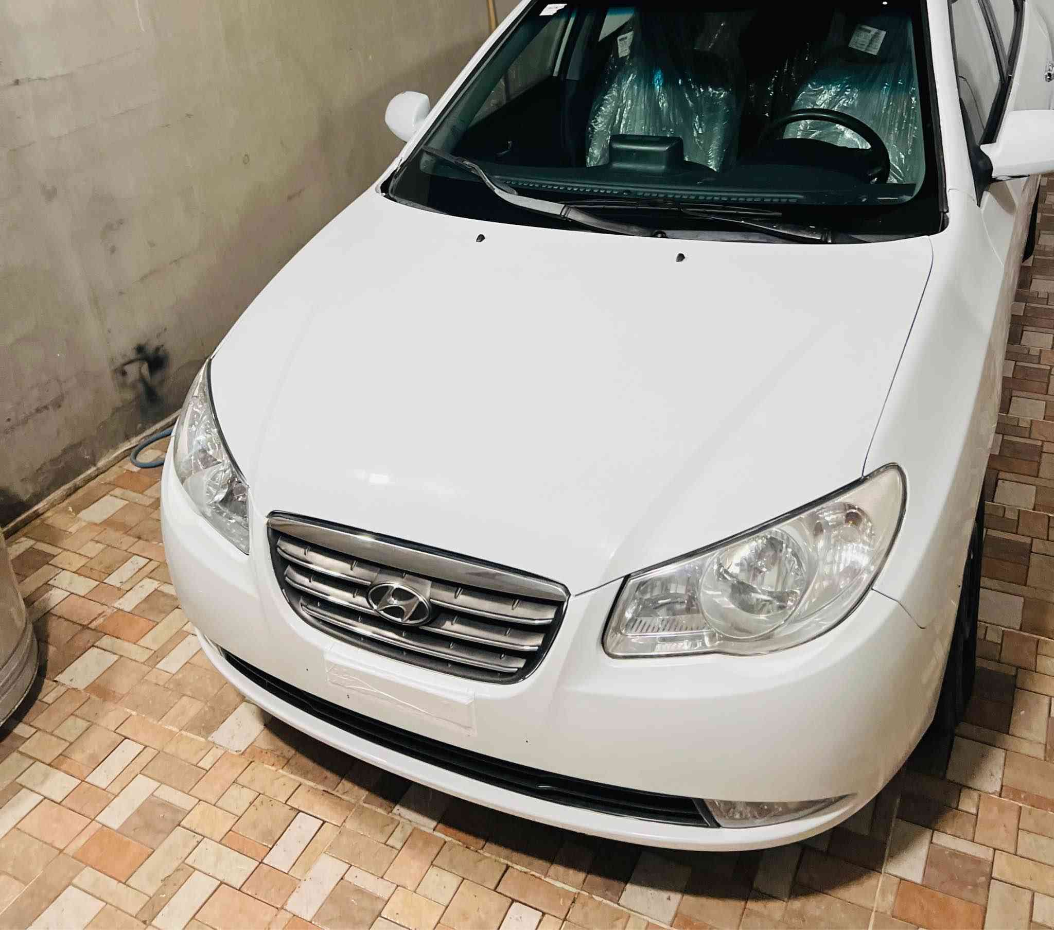 سەرەتا بەناوی خوایگەورە و میهرەبان
 ئاڤانتی ٢٠٠٩سپی كامل جائیز  
خوار هەموو بازاڕ 📦💫
١٦دەكشن بەرز
گێڕومەكینەی بەشەرت 
 تەبریدلەمس
جوارتایەو ویلی لۆكی لەژێرا
بێ داعمو لێدران 
سەیارەكە هەیكەلی زۆر جوانە ماڵی دۆستە
شوێن بڕاوە كانی زۆر جوان جاكراوە ژمارە تەلەفۆن *********** كويسينجاك, أربيل
