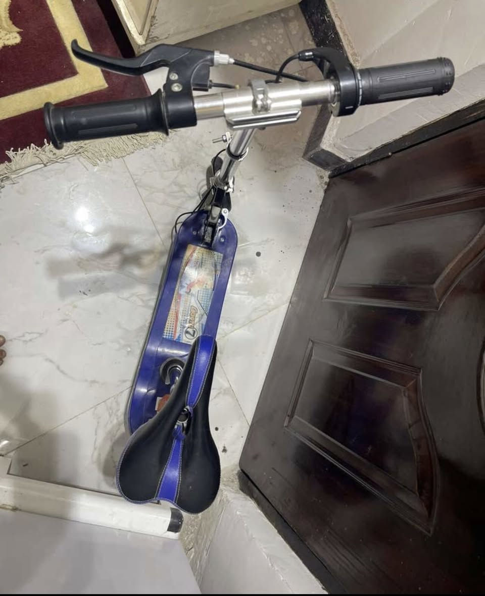 سكوتر شحن من عمر ١٢ سنه لحد عمر ١٧ سنه يتحمل لحد وزن ٥٠ كيلو الجهاز بطاريه جديد وشغال وكامل السعر ١٠٠ الف للحجز خاص 

يوجد توصل لكل المحافضات


**إذا كنت صاحب هذا الإعلان وتريد حذفه لأي سبب، رجاءا أرسل رسالة إلى الدعم الفني**