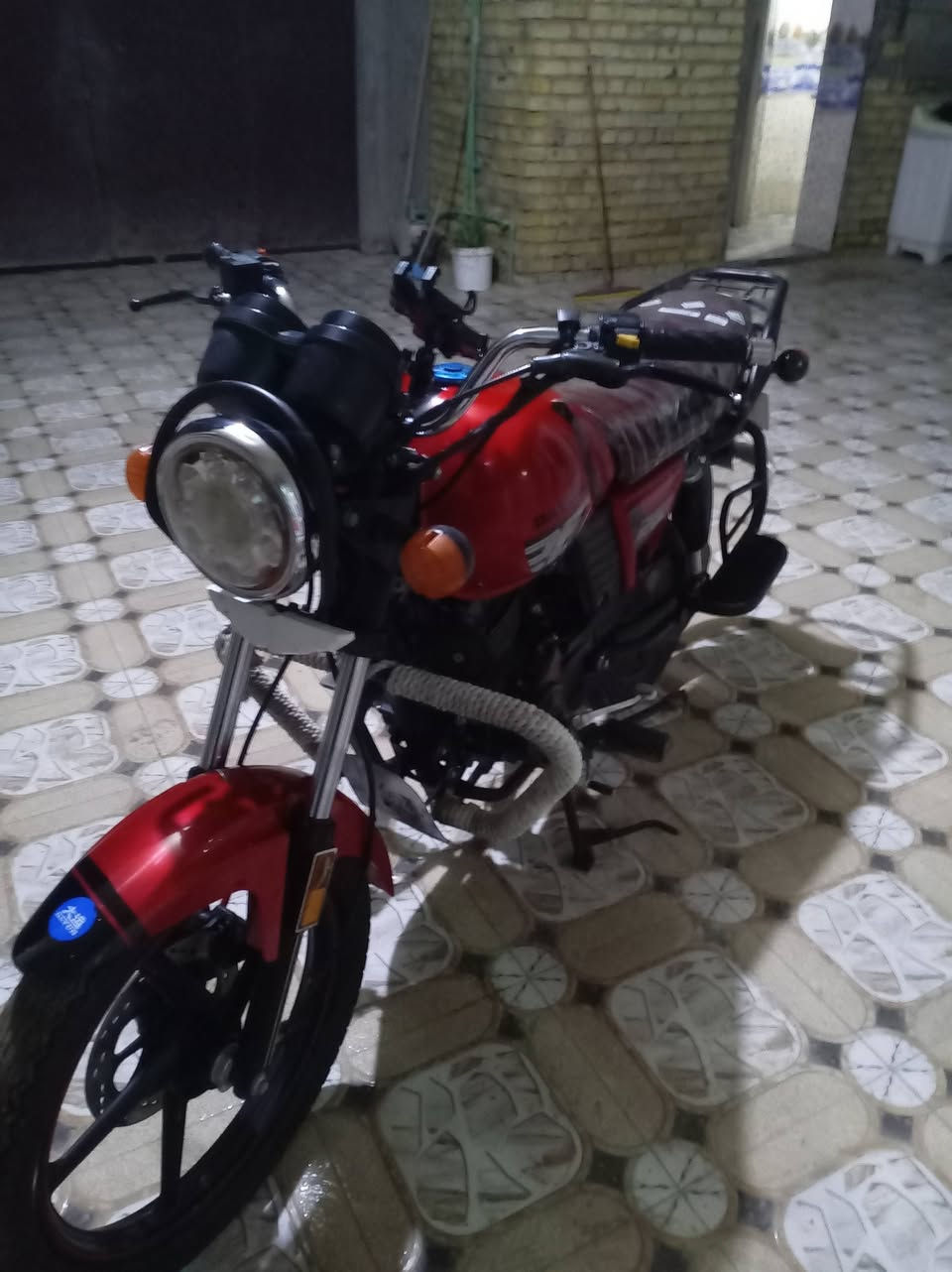 سلام عليكم دايون لبيع موديل 2022 دراجه مكفوله برغي مامفتوح بيه مكاني حله لاستفسار ***********
