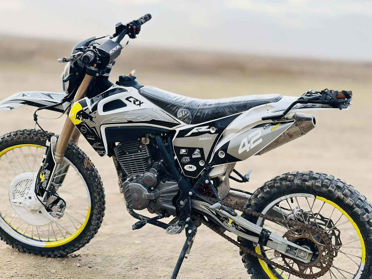 السلام عليكم قفاز crx موديل 2025 محرك 300 شرط بعدو وضع شركة نشاط نار ومعدل موت رسمي السعر مليون و200 وبي مجال قليل للطيبين شراي تاعل خاص او اتصل ***********
