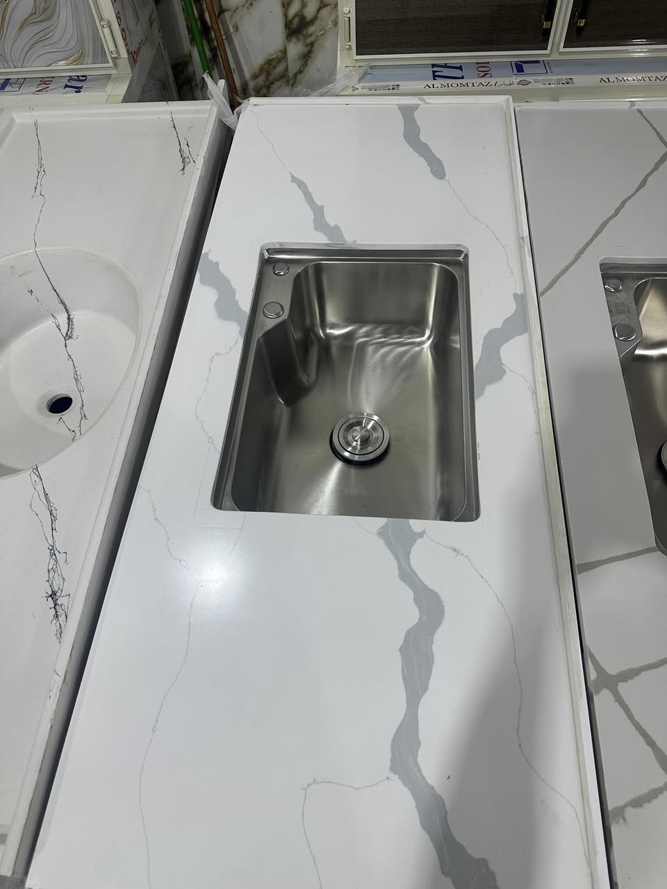 سنك كوارتز مختلف الالوان
التاميم ركن آلمدينه معرض أثاث بيم
***********
