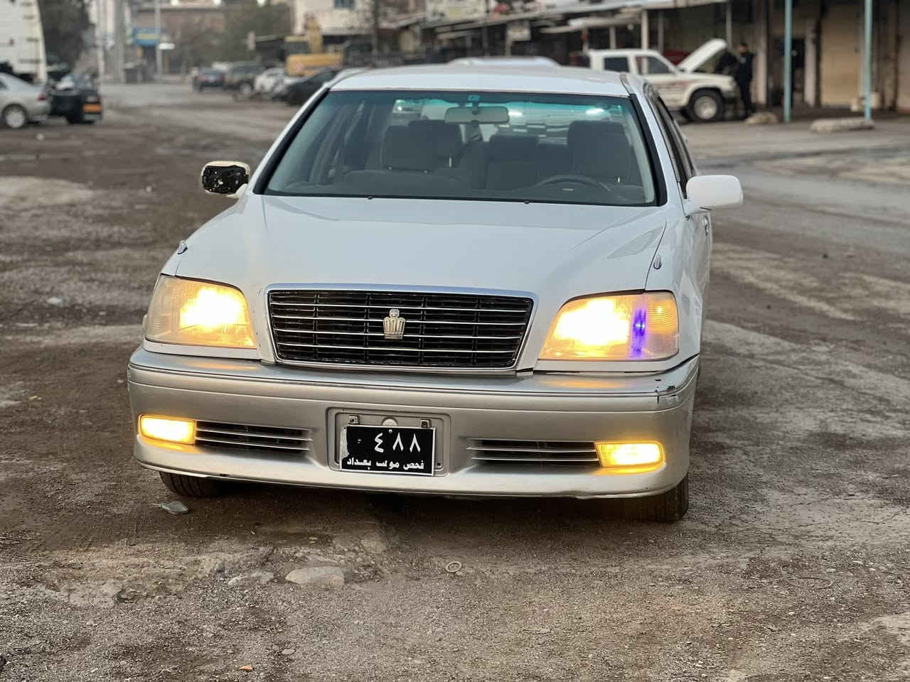 مەلیکە مووس 2000.
VVT.
ناوزەرد 
سێ دووگمە 
داژبڵ نەجەف .
کامل مەسرەف کراوە .
سارد و گەرموو بریکی بەسراوە .
تەقەو ڕەقەی  نییە .
تایەو ویلی لۆکە .
مەسرەفی نییە .
قرچیکی لەدواوە هەیە .
سعری 39گەڵاو مەجال .
بۆ مەعمەلە تەلەفوون مەکە حەزت لێێە بێ سەری کە .
***********
***********.
سەیسایەق

