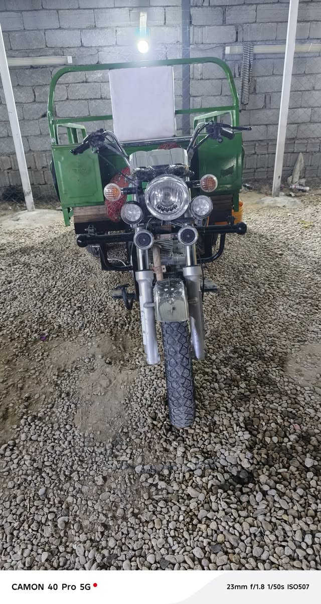 سلام عليكم  ستوته مديل 2022 كفاله عامه  السعر 1900 الاتصال ***********
