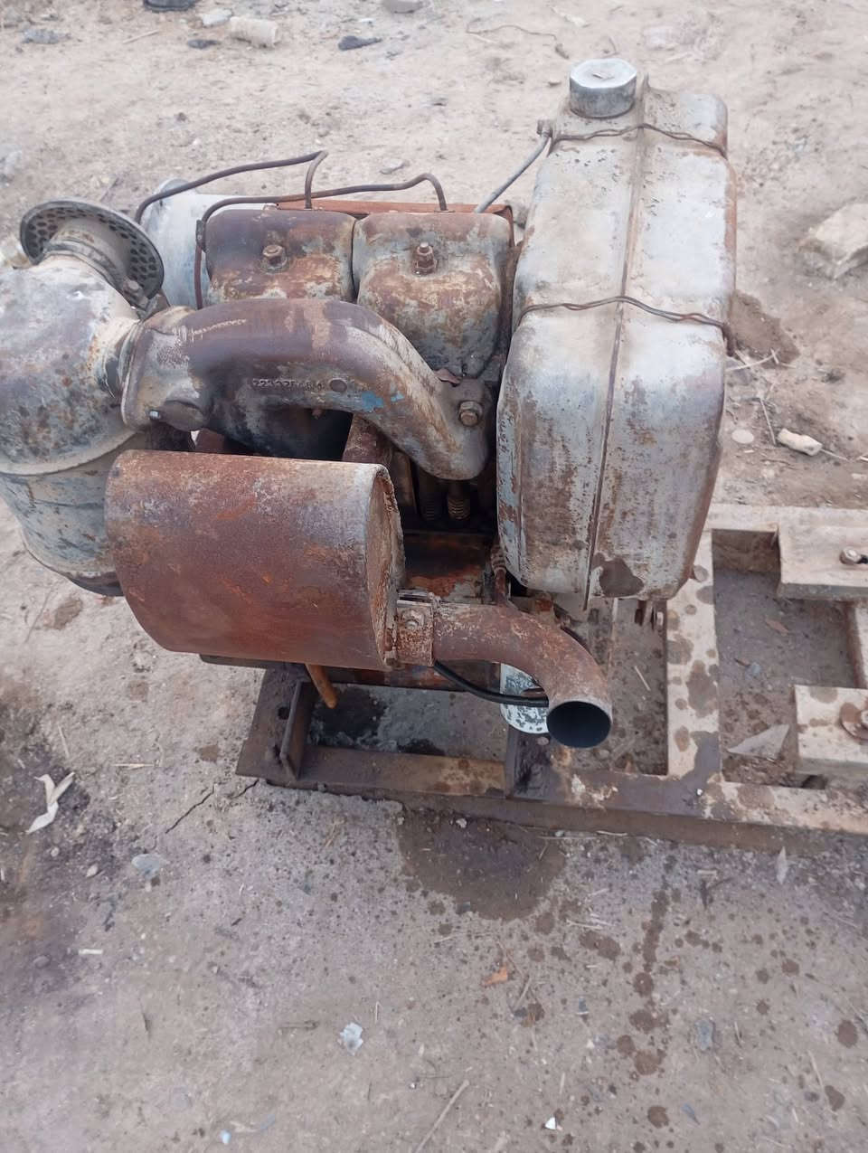 سلام عليكم ماطور دويز مصري شرط شغل خنزيره عدد 2 عنوان ذي قار دوايه سعره 900ستفسار  على رقم ***********
