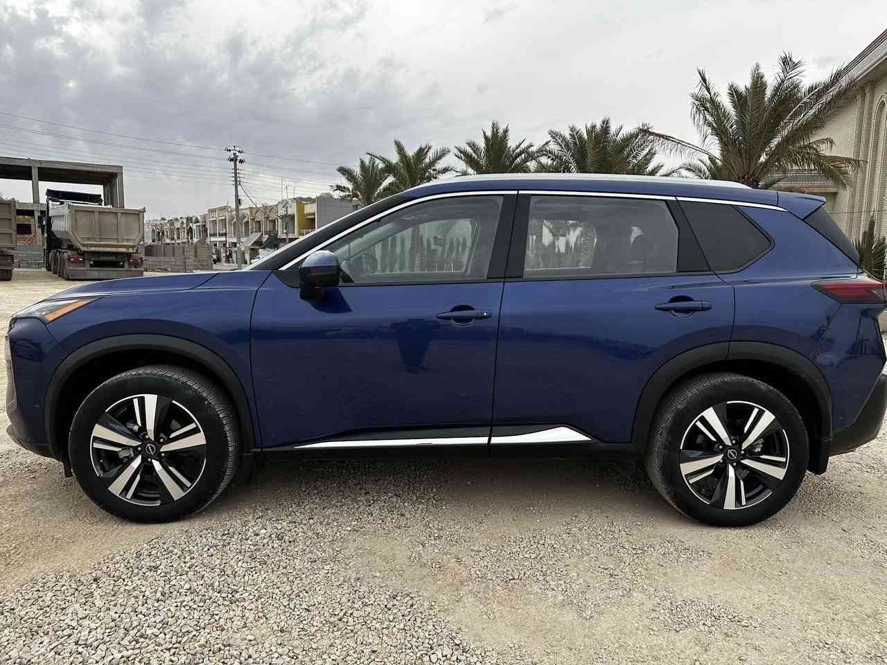 للبيع نيسان روج موديل 2023
SL فول مواصفات
محرك 1.5 تيربو
رادار 360 درجة محيطي
شفتات خلف المقود
تنبيه خروج عن مسار
قيادة ذاتيه
مري نقطة عمياء
كامرات 360 درجة
تدفئة مقاعد
تدفئة ستيرن
سقف بنراما
فرملة ذاتية
نظام اوتو ستارت
نظام اوتو هولد
تشغيل عن بعد
خزن ذاكرة مقاعد 
صندوق كهرباء فتح بل قدم
تبريد خلفي منفصل
بردات خلفية
Apple carplay
Android auto
نظام سماعات Bose
ممشى السيارة 39 الف
حادث السيارة تخريب باب السكن الامامي مبدل بنفس اللون
رصعة في جاملغ خلفي بسيطة موضحة باخر صورة
السيارة مكفولة من اي حادث اخر او غرق
بدون ايرباك 
بدون دواخل 
صور حادث وتقرير سيارة متوفر
للاستفسار 
*********** واتساب
***********للاتصال
