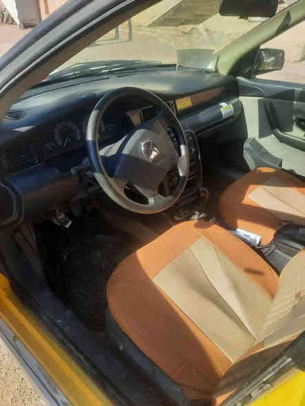 السلام عليكم سياره للبيع سمد  نظيفه  مكينه كير مكفولات مديل 2010 السعر 27 بيها مجال لشراي *********** مكان السياره كوت راعيها بغداد الخظراء
