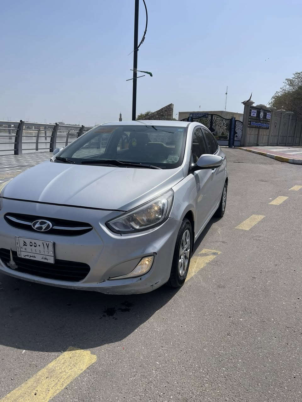 اكسنت 2016 تخم تاير جديد
حداديه صدر جديده 
كير ومكينه جديد لوك 
بيها بابين صبغ الجهه اليمنه فقط بدون دواخل 
السعر 87 قابل للتفاوض للشراي فقط 
***********
متوفر وتساب 
مكان بغداد
