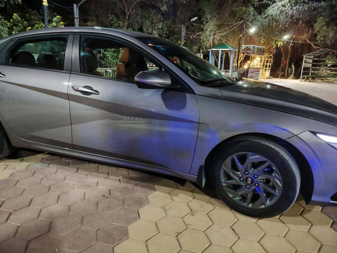 السلام عليكم النترا 2024 فئة SEL محرك 2000 قيادة ذاتية  حساسات جوانب مانع انزلاق كامرة خلفية ABS+ESP مرقم شهداء ذي قار المكان الناصرية مركز 
***********
