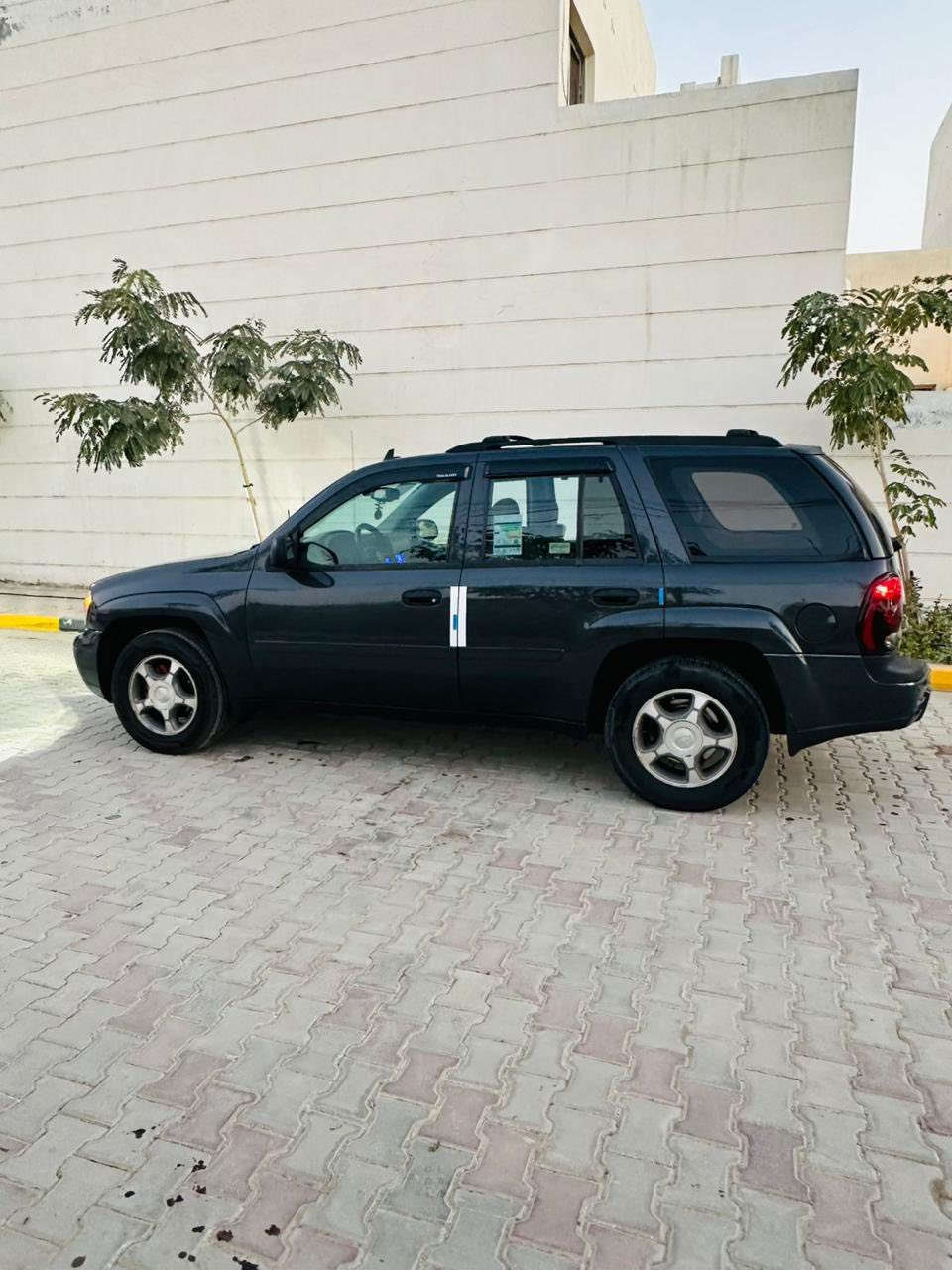 السلام عليكم من رخصت الادمن المحترم
بلايزر مديل ٢٠٠٧ سياره فول جاهزه من كلشي كير مكينه تبريد صدر تخم تاير تحويل مباشر 

سياره جديده كلش مكان سياره بغداد شعب 

سونر موجود بل صور بيها صبغ باب ودعاميات 

السعر ١٠٥ وبيها مجال 

***********
