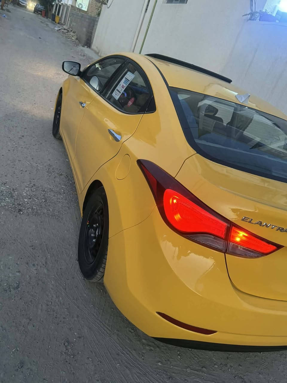 سلام عليكم النترا موديل ٢٠١٥ خليجي رقم بغداد انكليزي بسمي تحويل مباشر مكفوله كير ومحرك مامفتوح تدفئه تبريد ثلج سياره فول فتحه شاشة تحكم ستيرن مري شفط تخم تاير جديد سياره صبغه جديد السعر ١٠٥ وبيه مجال مكاني بغداد للاستفسار ***********
