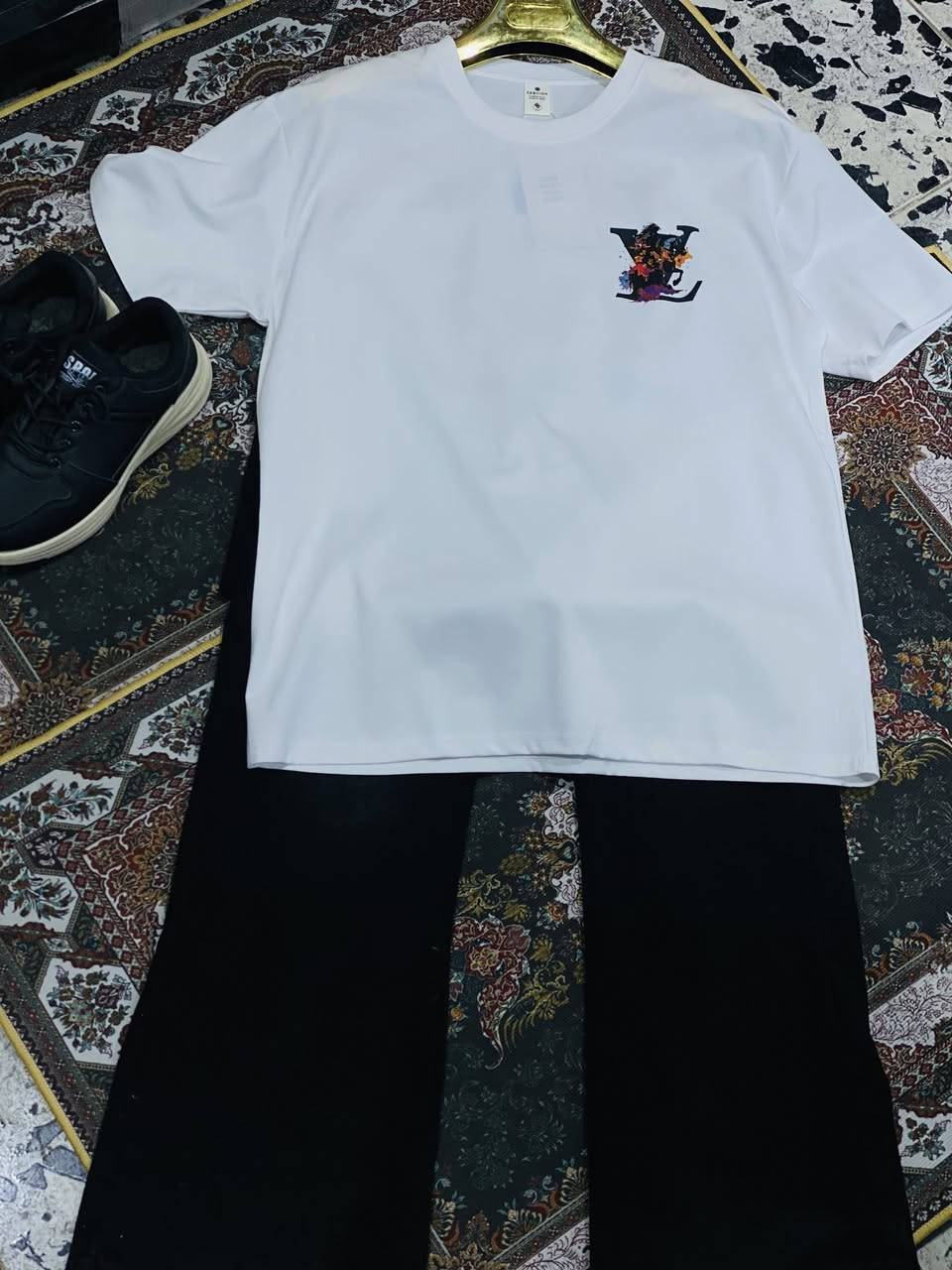 ازياء الكلابي 
واسط _ الزبيدية بدايت السايدين _ مجاور مطعم شاكر ابو المحشي 
توصيل لجميع محافظات العراق 
انسب الاسعار شرفونا وكل الهلا بيكم + تخفيضات هائلة على جميع القطع الي داخل آلمحل شرفونا وكل الهلا بيكم ، 
للتواصل مراسله الصفحه او الاتصال على 
رقم الهاتف: ***********
@إشارة
