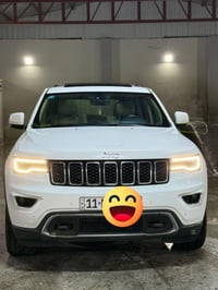 لمتد بلاس • سقف بانورامي • دفع رباعي