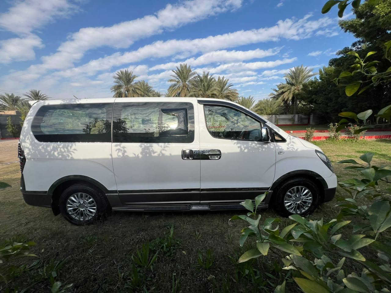 سلام عليكم ستاركس لبيع موديل18مفتوح محوره مسكراوتوماتيك كفاله عامة رقم بقدادنكليزي مكينه12مكان واسط عزيزيه ***********
